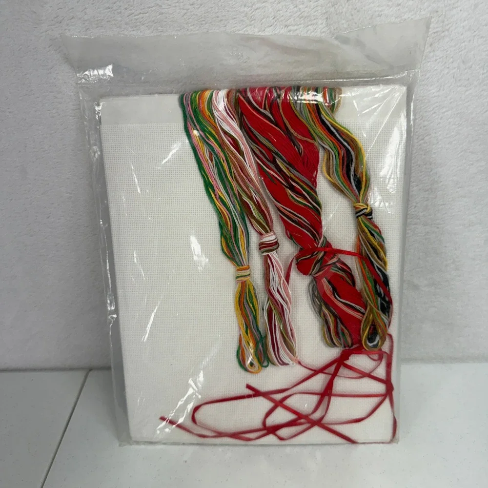 Janlynn 3x3 Suzy's Zoo II Christmas Cross Stitch Ornament Kit 38-82 Set of 8 NEW